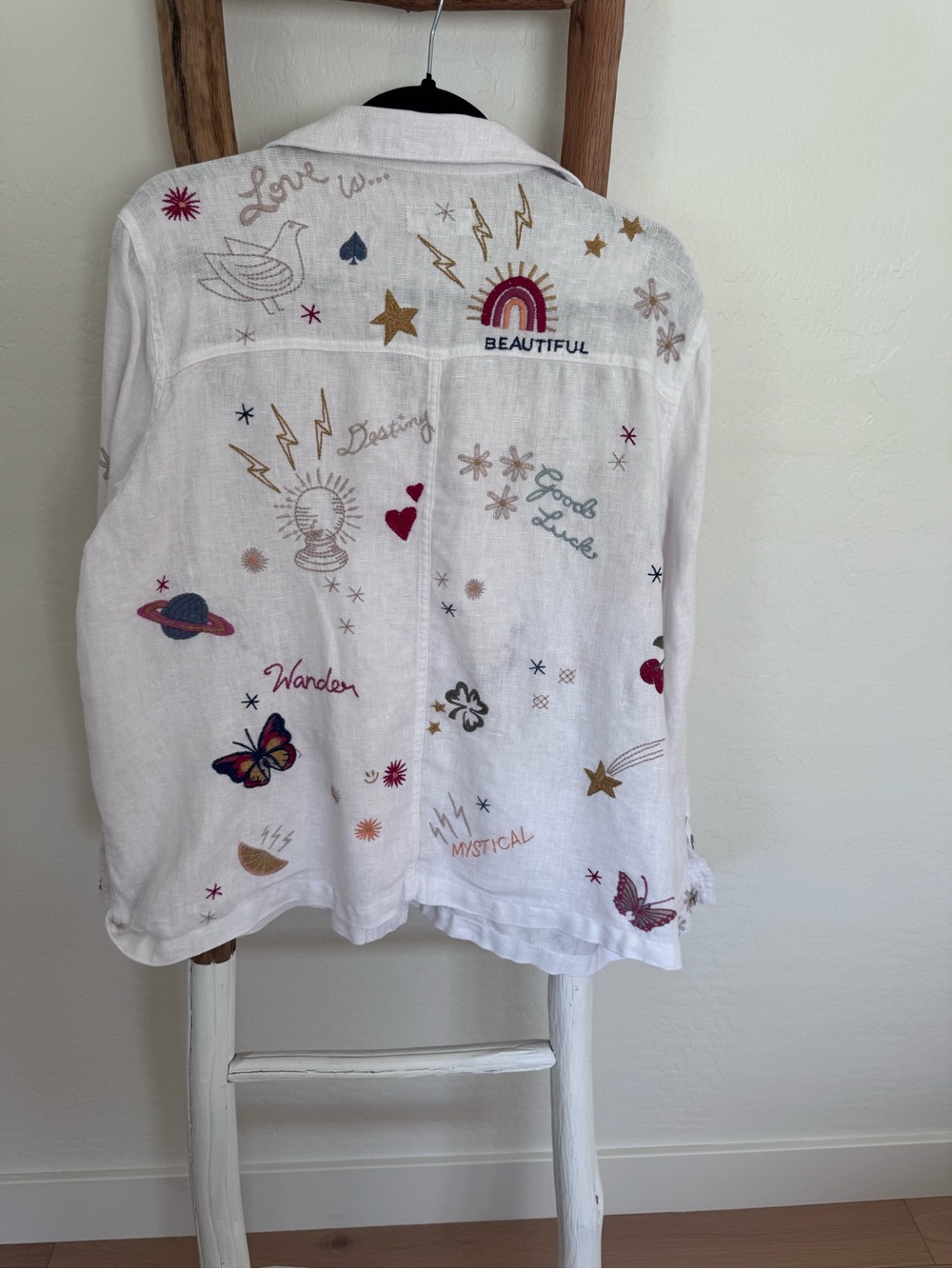 Johnny Was Workshop Embroidered White Linen Button-Up Jacket - Picture 8 of 10